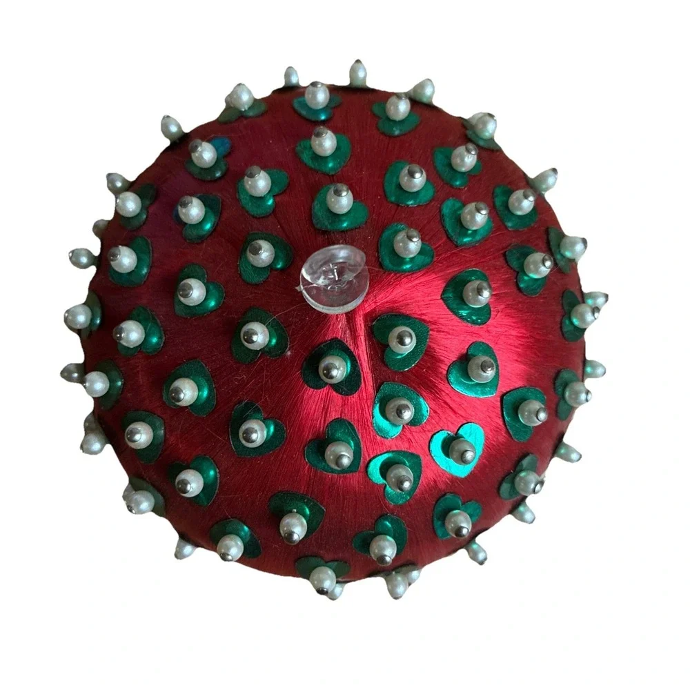 Vintage Push Pin Ornament Red Green‎ Hearts Beaded Pearl Oval 3.5x2.5